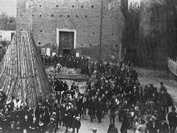 Costruzione Monumento Caduti